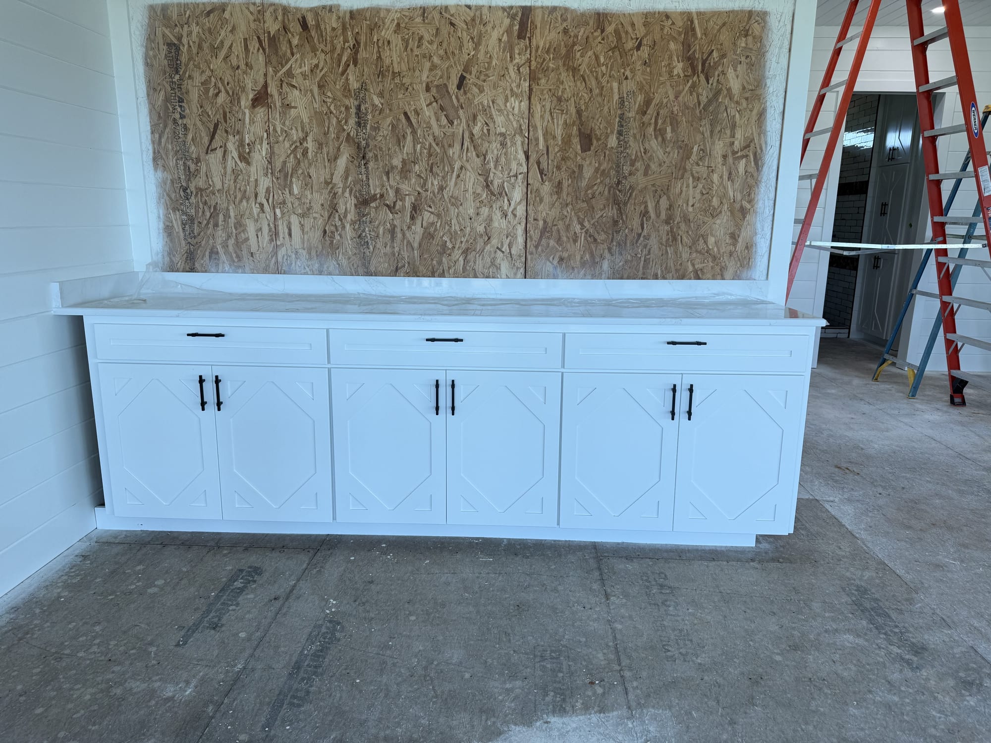 Cabinet Refinishing capabilities illustration